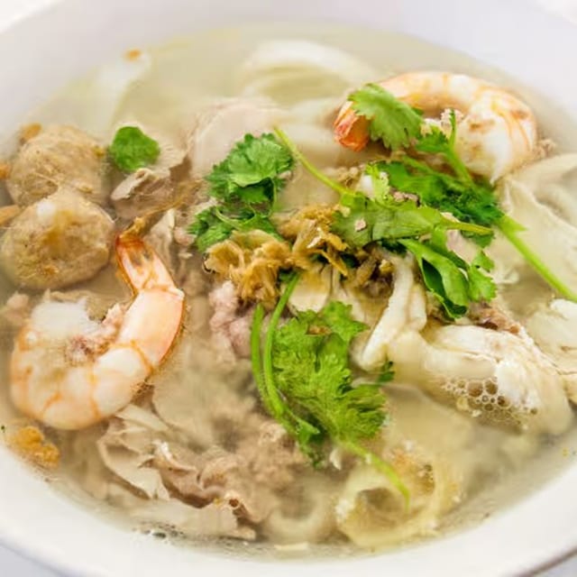 Combination Rice Stick Soup.